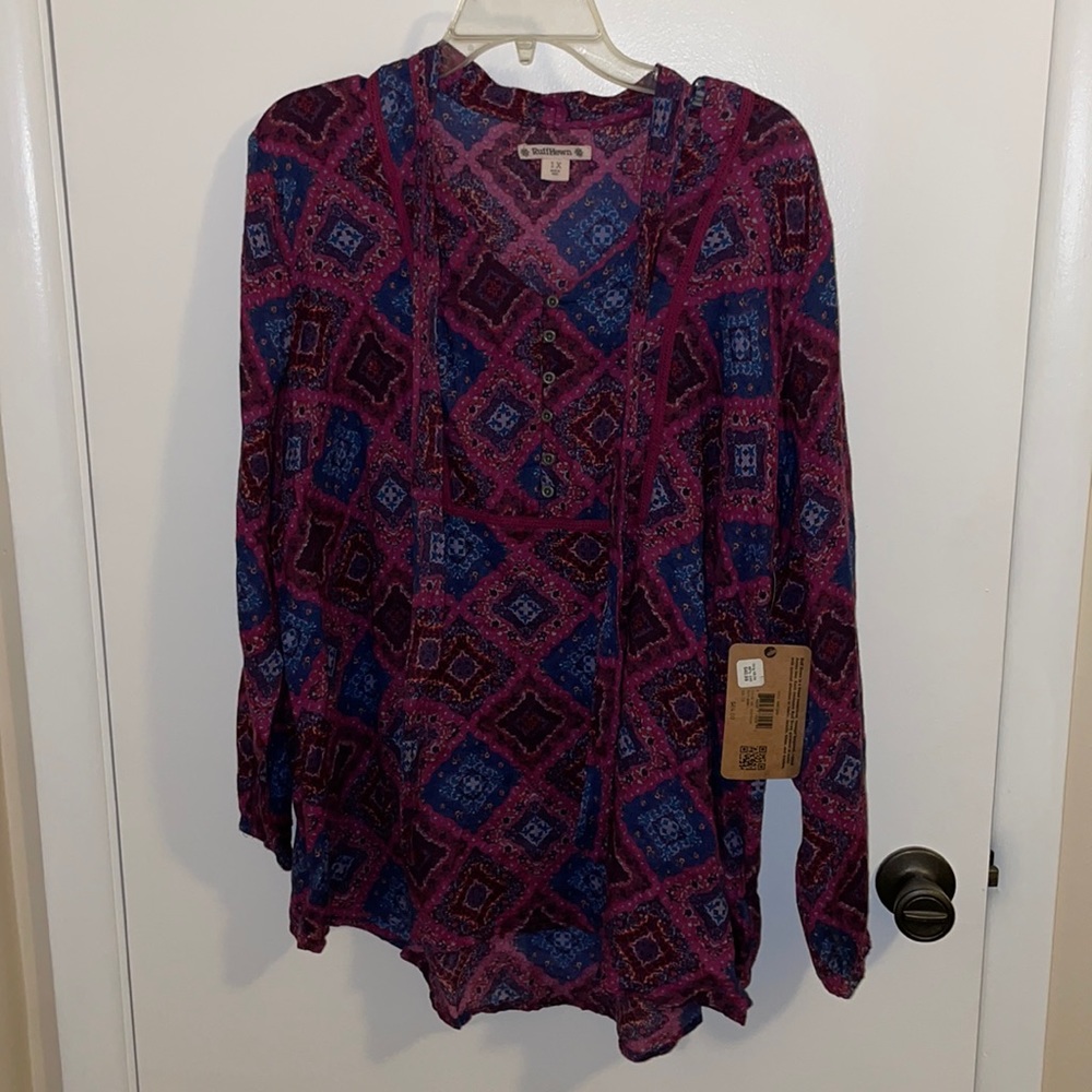 Women’s shirt